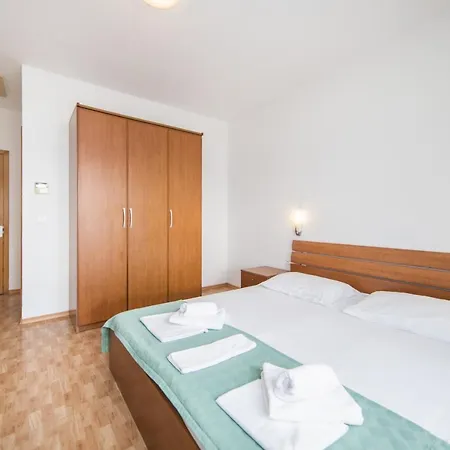 Riva Hotell Brist